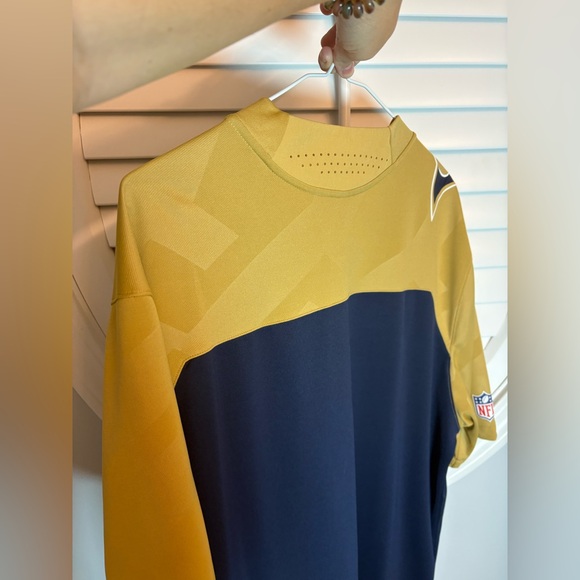 Nike St. Louis Rams men’s large dry‎ fit performance short sleeve shirt - Picture 9 of 9
